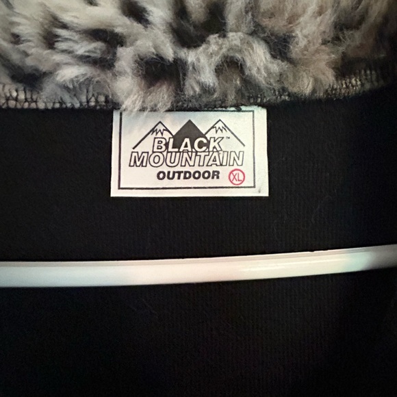 Fleece Jacket With Leopard Trim XL - Picture 4 of 4